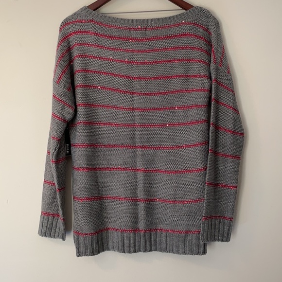 Grey and red striped sweater, size L - Picture 4 of 5